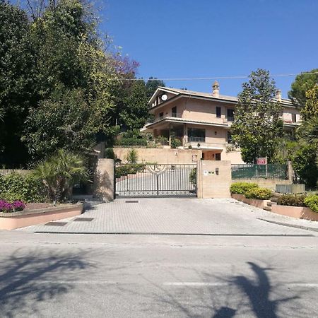 B&B La Casa Di Rita Porto San Giorgio Eksteriør bilde